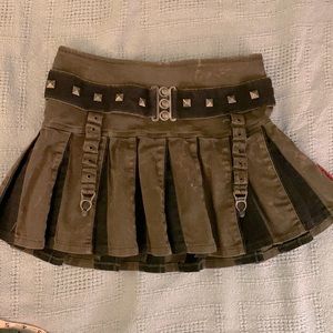 TRIPP NYC Mini Punk Skirt in Green Fade and Black. Small